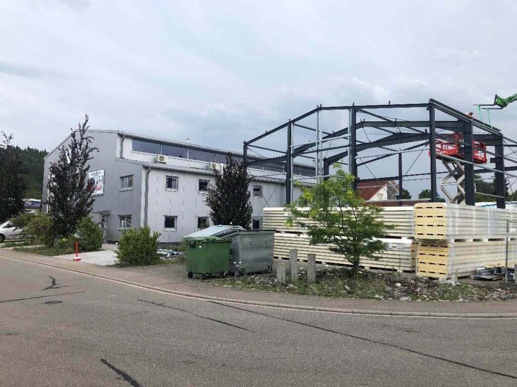 Erweiterung Firmengebäude in 78247 Hilzingen