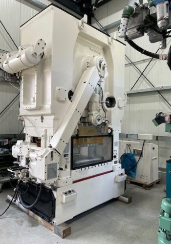 BRUDERER BSTA 110 H in linker Gesamtansicht