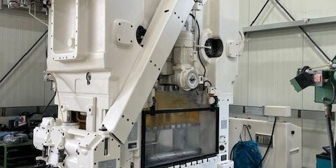 BRUDERER BSTA 110 H in linker Gesamtansicht