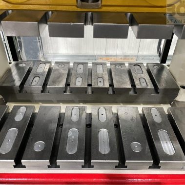 Aufspannplatte einer BRUDERER BSTA 25 USL