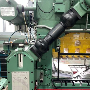 Linker Vorschub einer BRUDERER BSTA 41